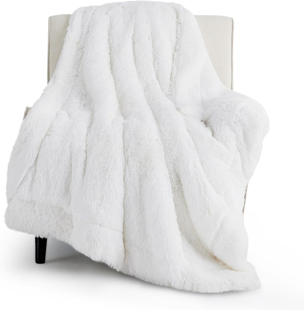 Bedsure Faux Fur Fluffy Fleece Sherpa Blanket Couch Throw White 50"x60"