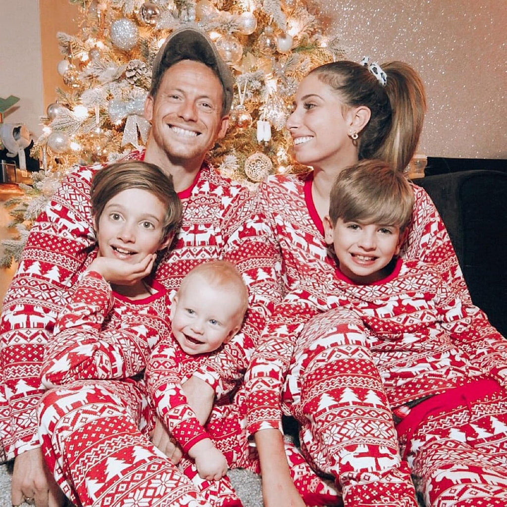 Neufigr Family Christmas Pajamas Matching Sets, Christmas PJs Long Sleeves Sleepwaear Holiday Family Loungewear Sets