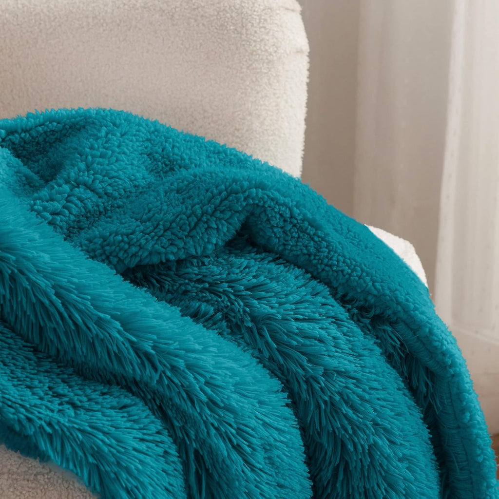 Bedsure Faux Fur Fluffy Fleece Sherpa Blanket Couch Throw Teal 50"x60"
