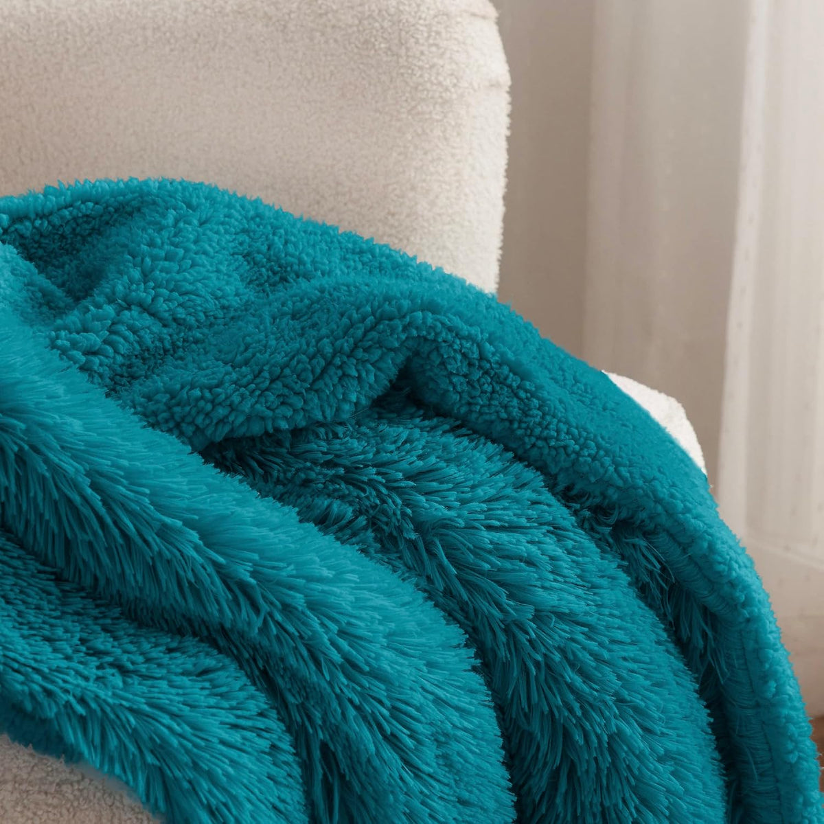 Bedsure Faux Fur Fluffy Fleece Sherpa Blanket Couch Throw Teal 50"x60"